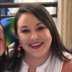 Meet your Posher, Ally